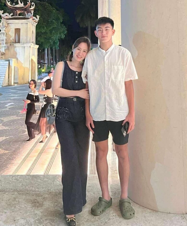 Con trai đầu lòng