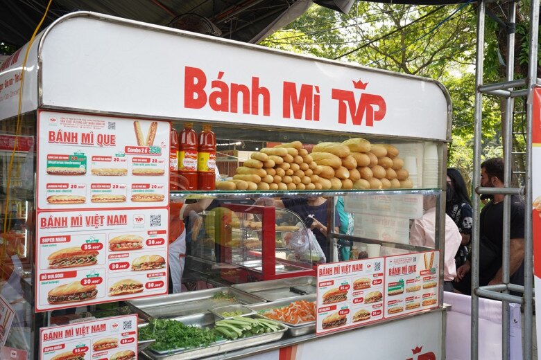 Lễ hội Bánh Mì Việt Nam lần 3: amp;#34;Biểnamp;#34; người đổ về công viên Lê Văn Tám - 10