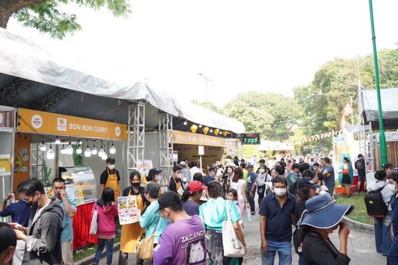Lễ hội Bánh Mì Việt Nam lần 3: amp;#34;Biểnamp;#34; người đổ về công viên Lê Văn Tám - 11