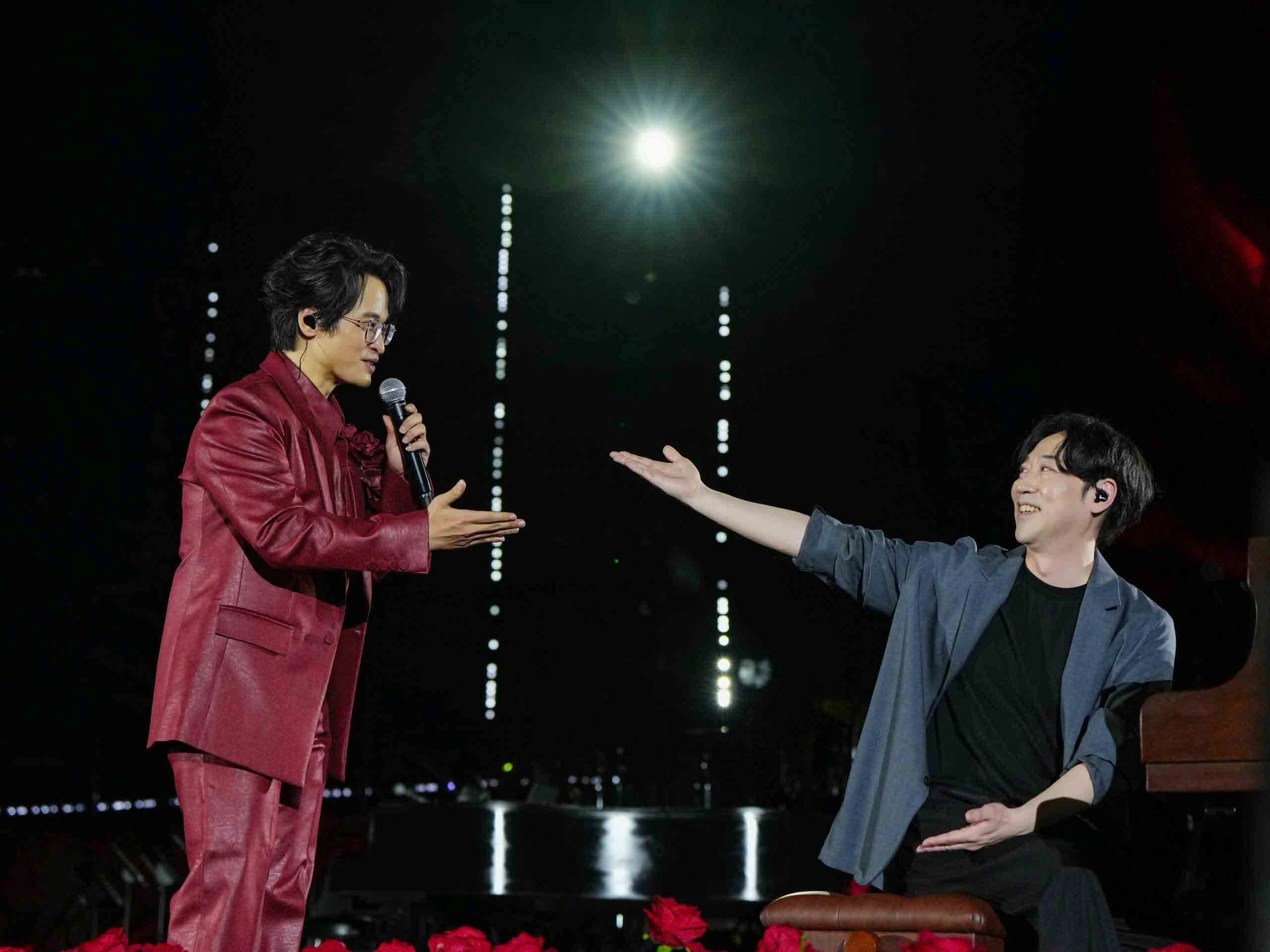 Huyền thoại Yiruma còn dành tặng sáng tác riêng cho Hà Anh Tuấn.