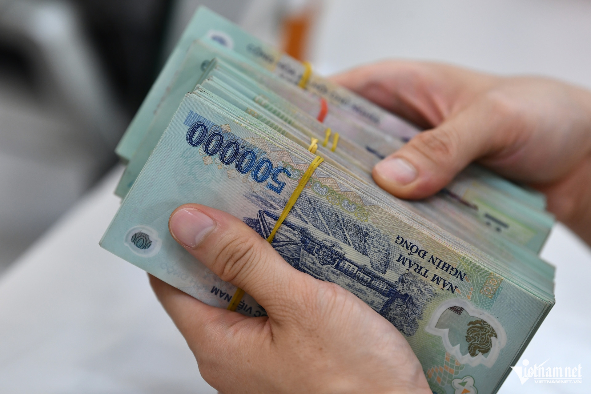 Người nộp thuế băn khoăn liệu khoản lương tháng 12/2025, dù được chi trả vào tháng 1/2026, có được áp dụng mức giảm trừ gia cảnh mới không?