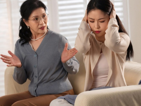 Bà bầu - Vợ tôi thà ăn Tết ngoại chứ nhất quyết không nhìn mặt mẹ chồng sau 2 năm 'bị hành hạ'