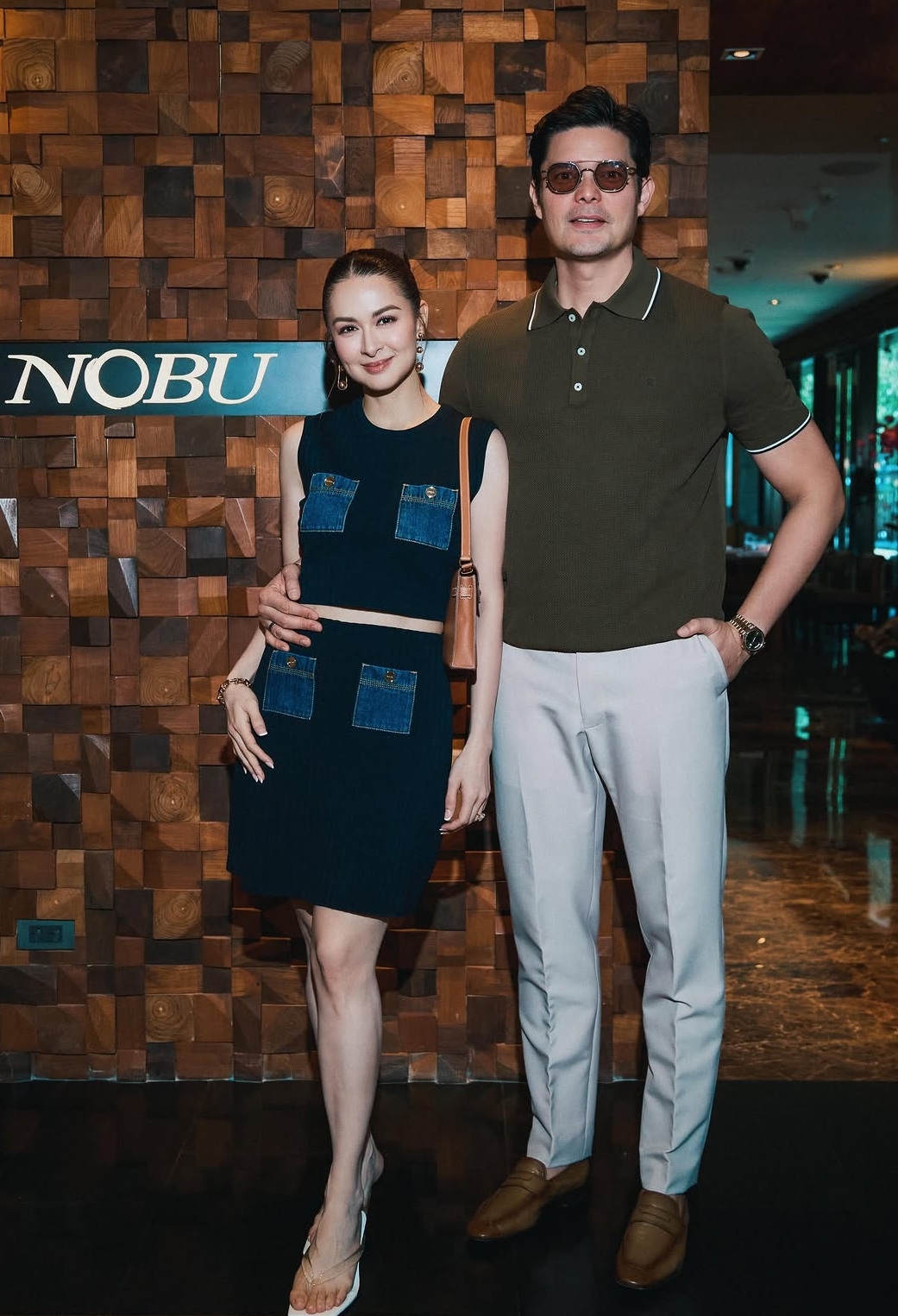 Gu mặc sánh đôi của vợ chồng amp;#34;sao đẹp nhất Philippinesamp;#34; - 6