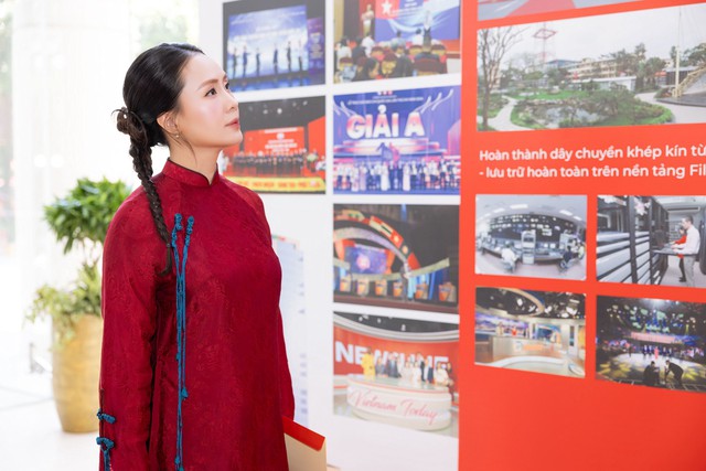 Ngoài các hoạt động phim ảnh, Hồng Diễm còn tham gia nhiều hoạt động xã hội lẫn thiện nguyện. Cô ghi được dấu ấn đẹp với khán giả bằng hình ảnh chỉn chu, chuyên nghiệp và tận tâm với từng hoạt động.