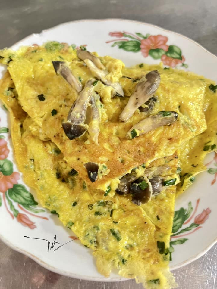 Đặc sản Vĩnh Long mọc từ ổ mối, mỗi năm chỉ có một mùa, có tiền cũng khó mua - 4