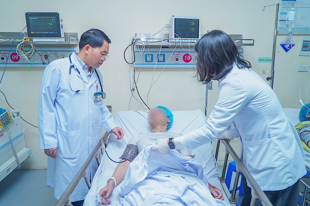 Bệnh viện E tiếp nhận 15 trường hợp từ vụ cháy nhà 3 tầng ở phố Trần Cung, phường Nghĩa Đô, Hà Nội (nguồn ảnh Bệnh viện E).