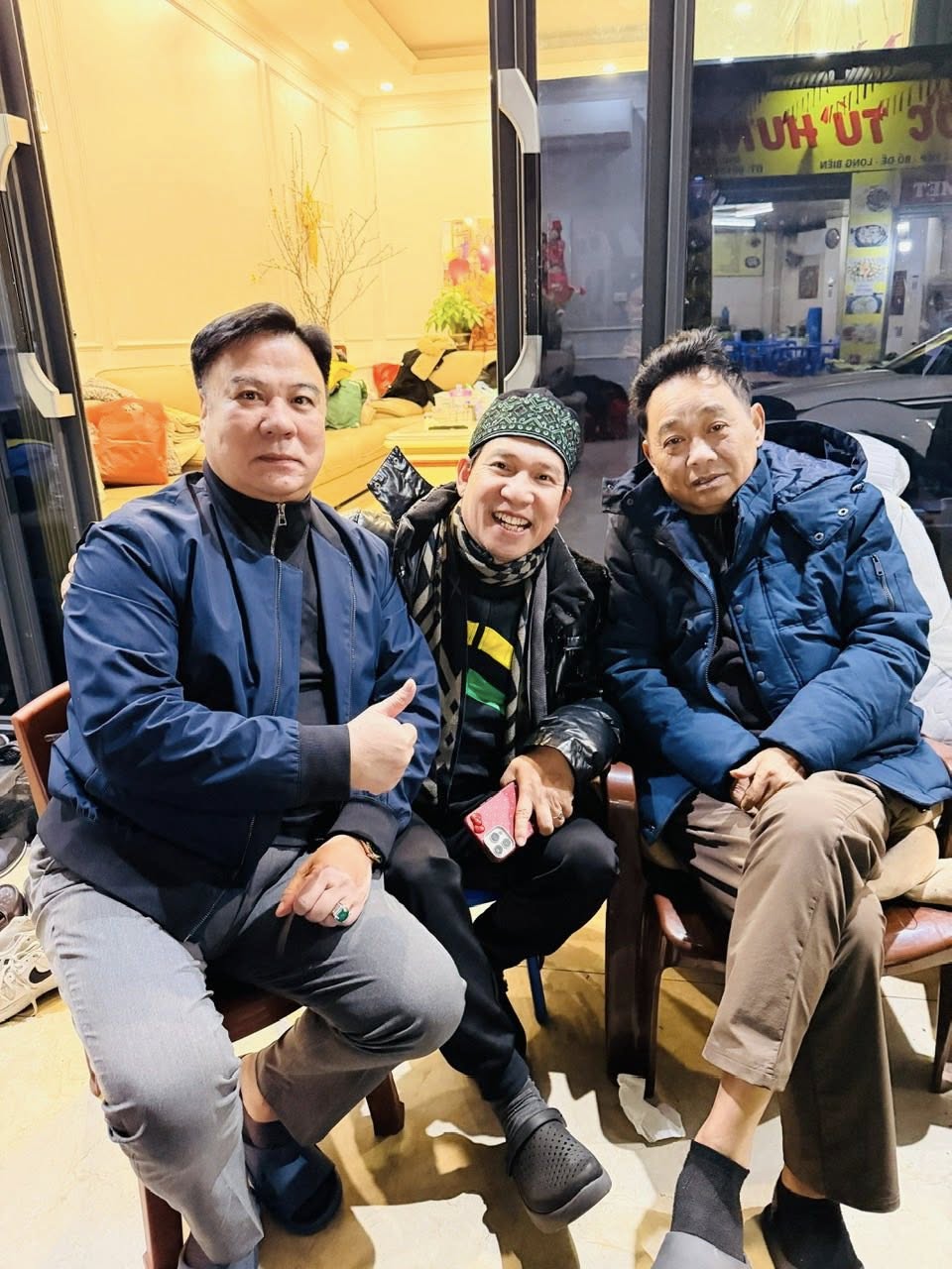 Nghệ sĩ Nhân dân Quốc Khánh bất ngờ lộ diện sau thông tin gặp vấn đề sức khỏe - 2