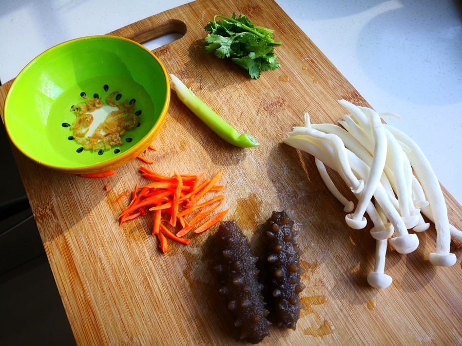 Nguyên liệu nấu súp hải sâm và nấm