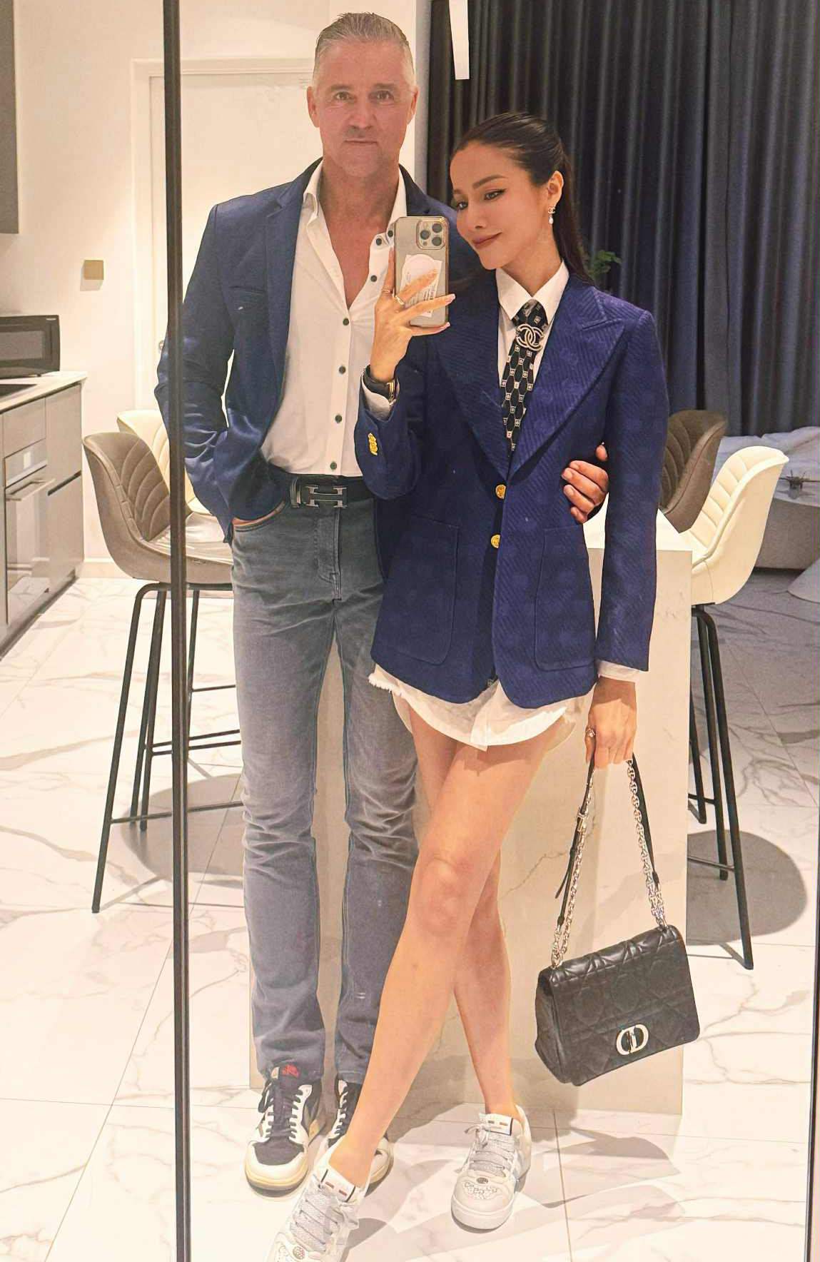 Ngoại hình bạn trai U60 của Bảo Trúc - 11