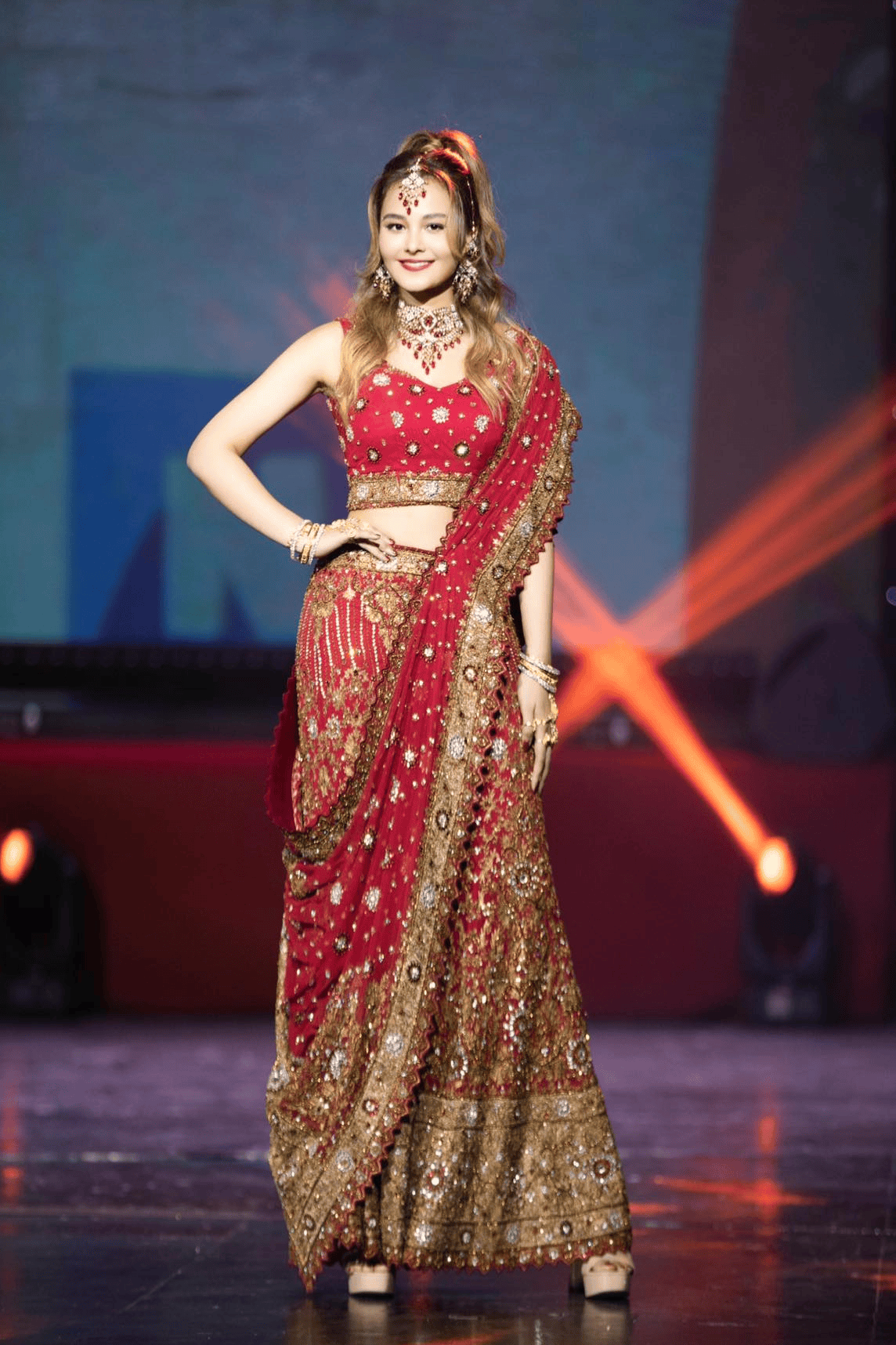 Sắc vóc con gái của Hoa hậu Diệu Hoa - 5