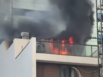 Tin tức - Nghi ngút khói lửa trên sân thượng spa giữa trung tâm TPHCM