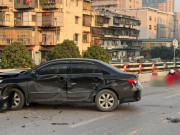 Nữ tài xế ô tô buồn ngủ gây tai nạn liên hoàn ở Hà Nội, 1 người tử vong tại chỗ