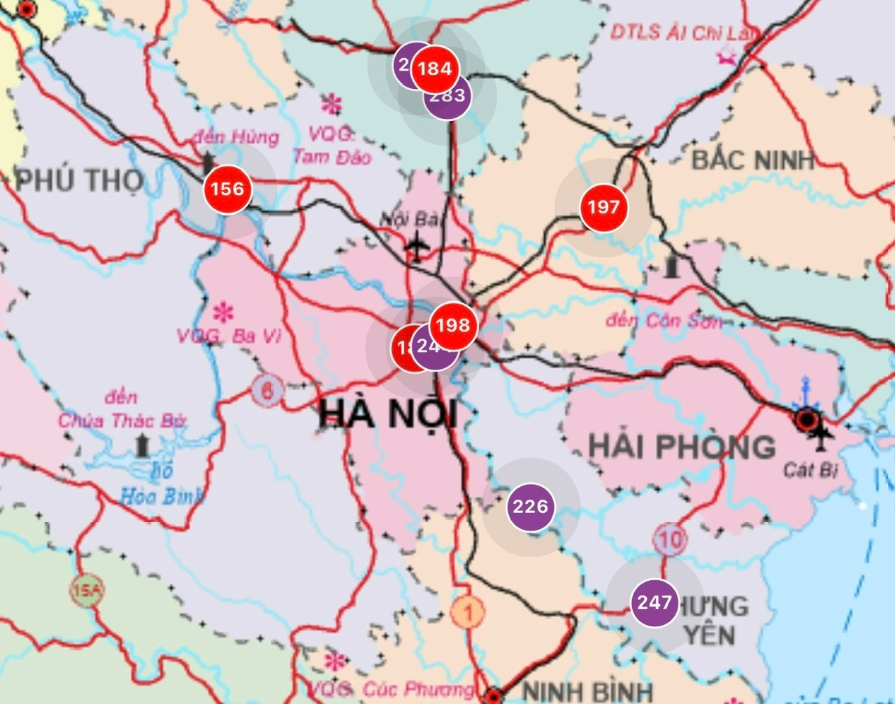 Ô nhiễm không khí phổ biến ở ngưỡng đỏ và ngưỡng tím trong sáng nay tại nhiều tỉnh/thành phố miền Bắc. Nguồn: ứng dụng quan trắc không khí VN Air của Cục Môi trường.