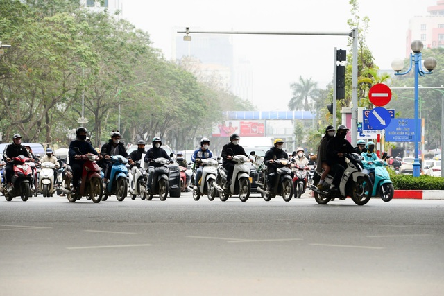 Không khí lạnh suy yếu, miền Bắc tăng nhiệt.