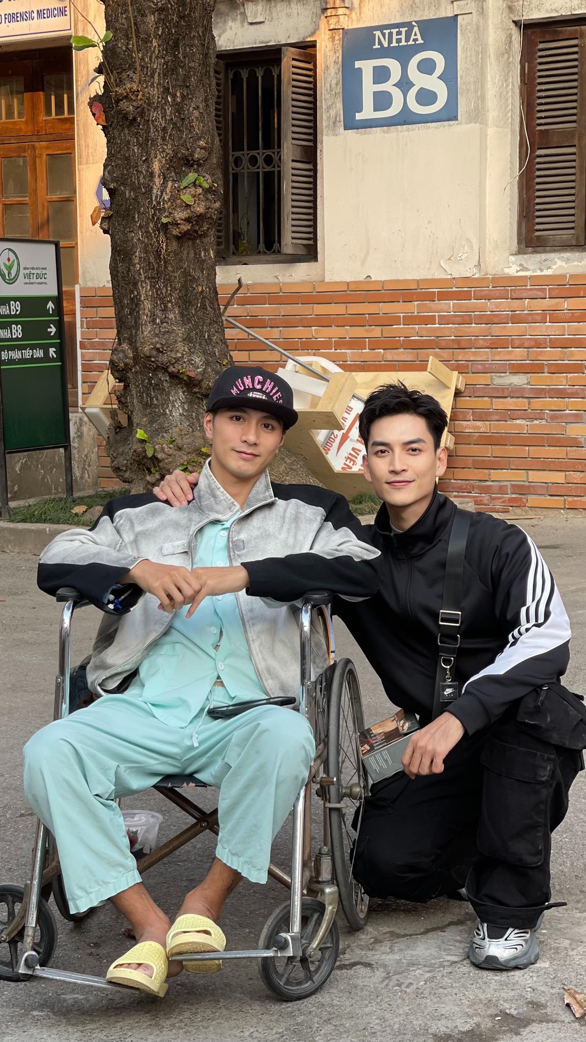 Lý Công Chiều xuất hiện sau ca tai nạn gây chấn động ở Lào Cai. Ảnh: FBNV