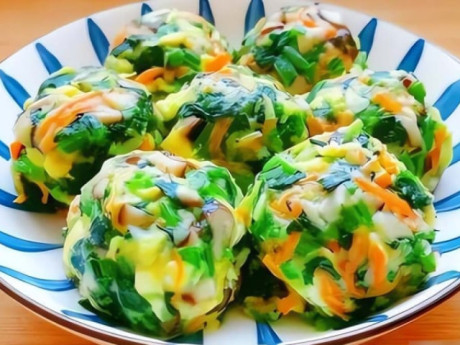 Loại rau có vitamin A nhiều hơn cà rốt, giúp sáng mắt, đẹp da, bổ máu, làm món này ngon hơn cả thịt