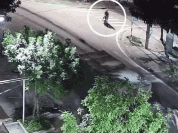 Clip: Hai xe máy tông trực diện rồi bốc cháy ở TP.HCM