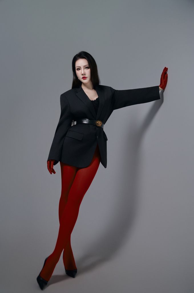 MC cho biết cô lấy lại vóc dáng trước khi mang bầu lần hai nhờ áp dụng chế độ ăn uống ít dầu mỡ và tập thể dục đều đặn.