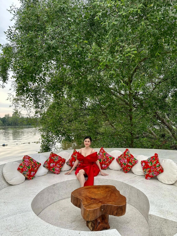 Thành quả 10 năm hôn nhân của vợ chồng Vân Trang - 8