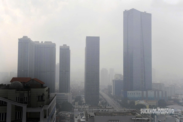 Hà Nội mù mịt vì chỉ số chất lượng không khí liên tiếp ở mức có hại cho sức khỏe.