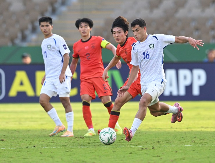 Về khoản tranh chấp tay đôi, U23 Trung Quốc không ngán bất kỳ đối thủ nào