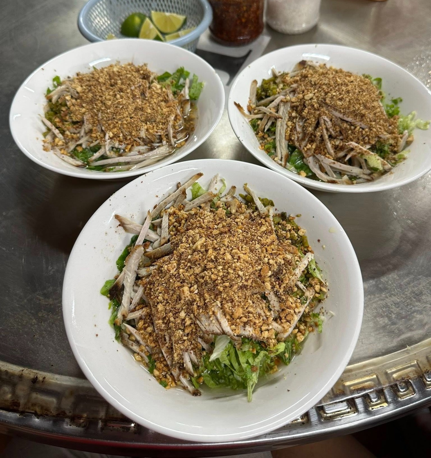 Phở chua là một trong những đặc sản có tiếng ở Bắc Hà. Ảnh: Vi Nhung