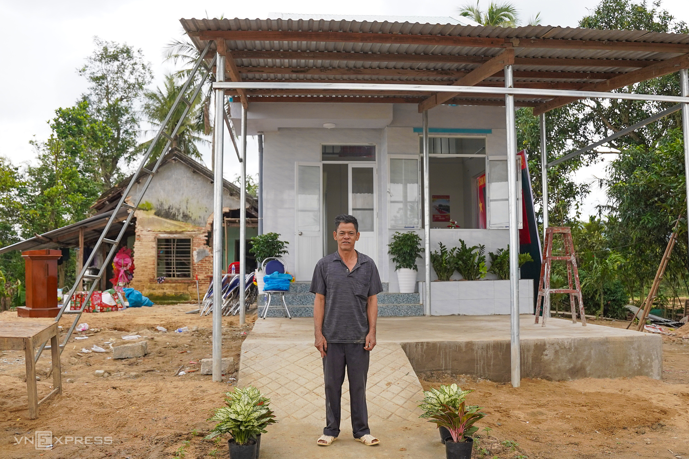 Những căn nhà mới ở rốn lũ Đắk Lắk - 4