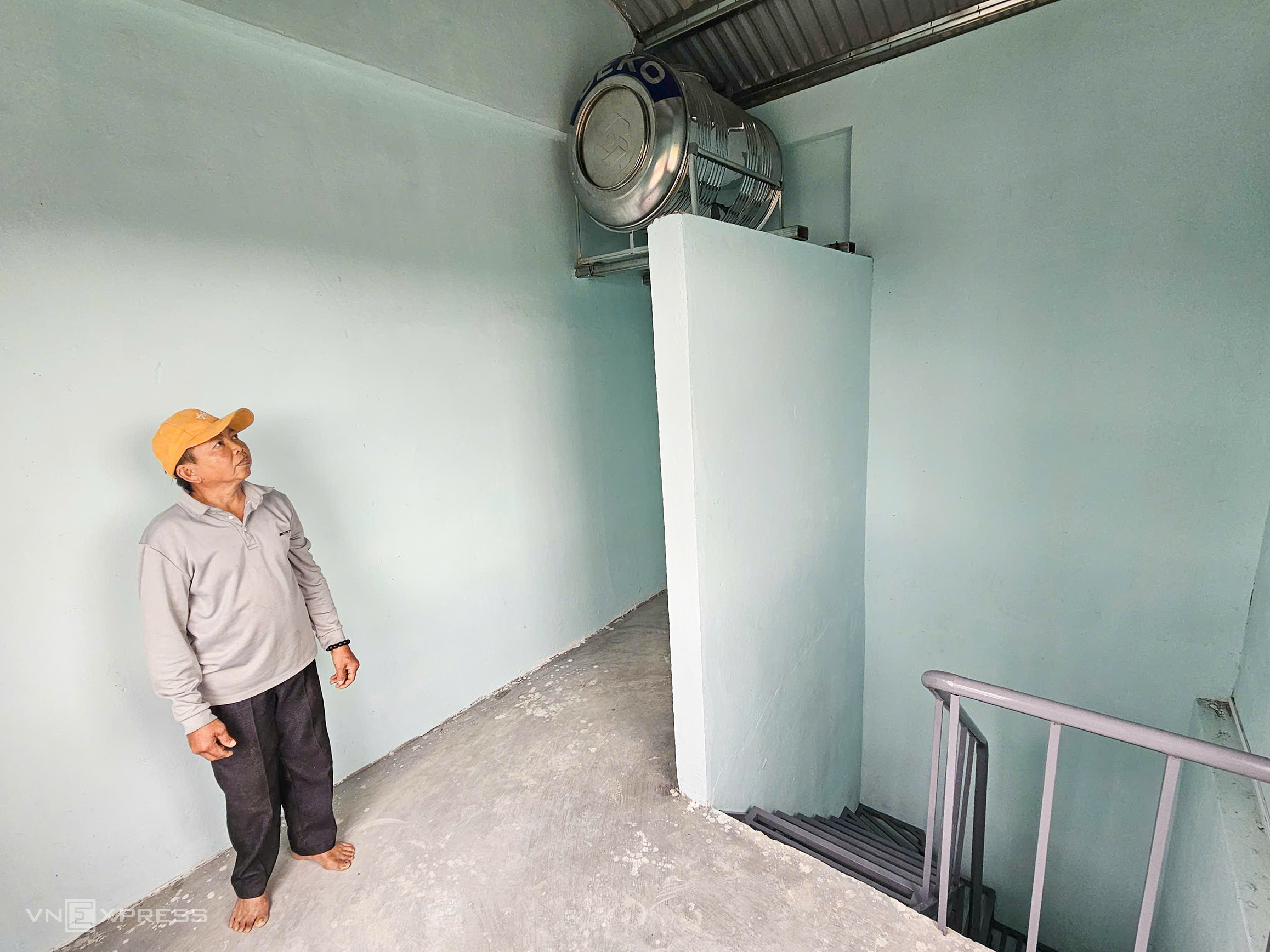 Những căn nhà mới ở rốn lũ Đắk Lắk - 8