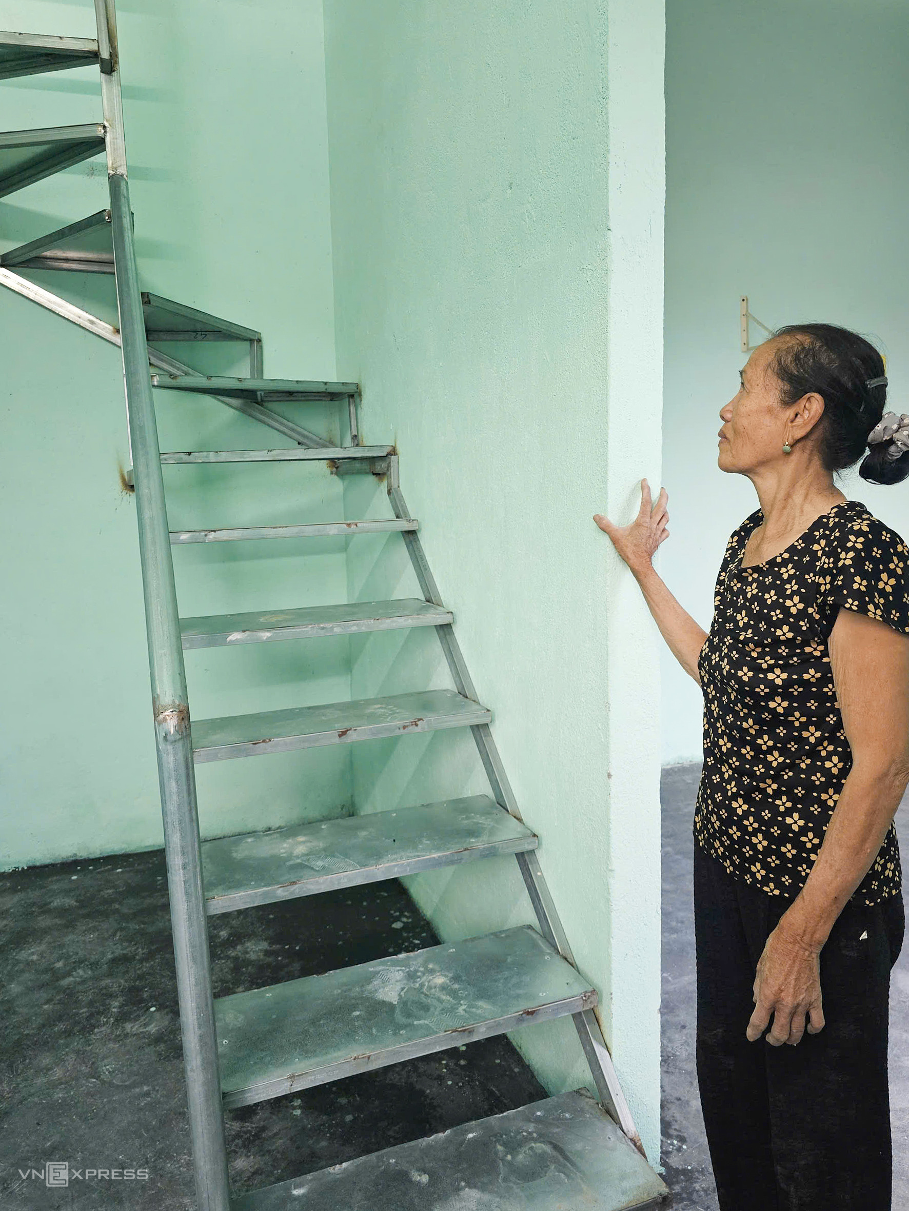 Những căn nhà mới ở rốn lũ Đắk Lắk - 14