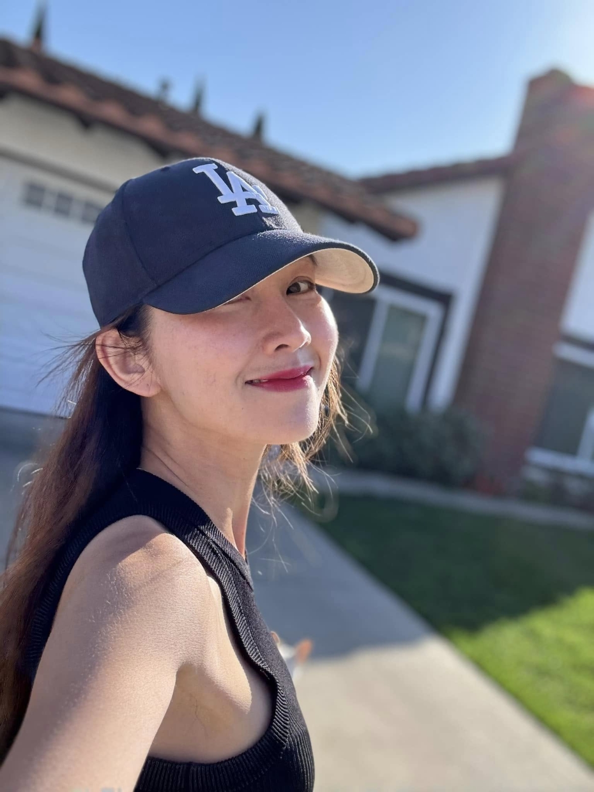 Nhan sắc tuổi 44 của mẹ đơn thân Kim Hiền - 9