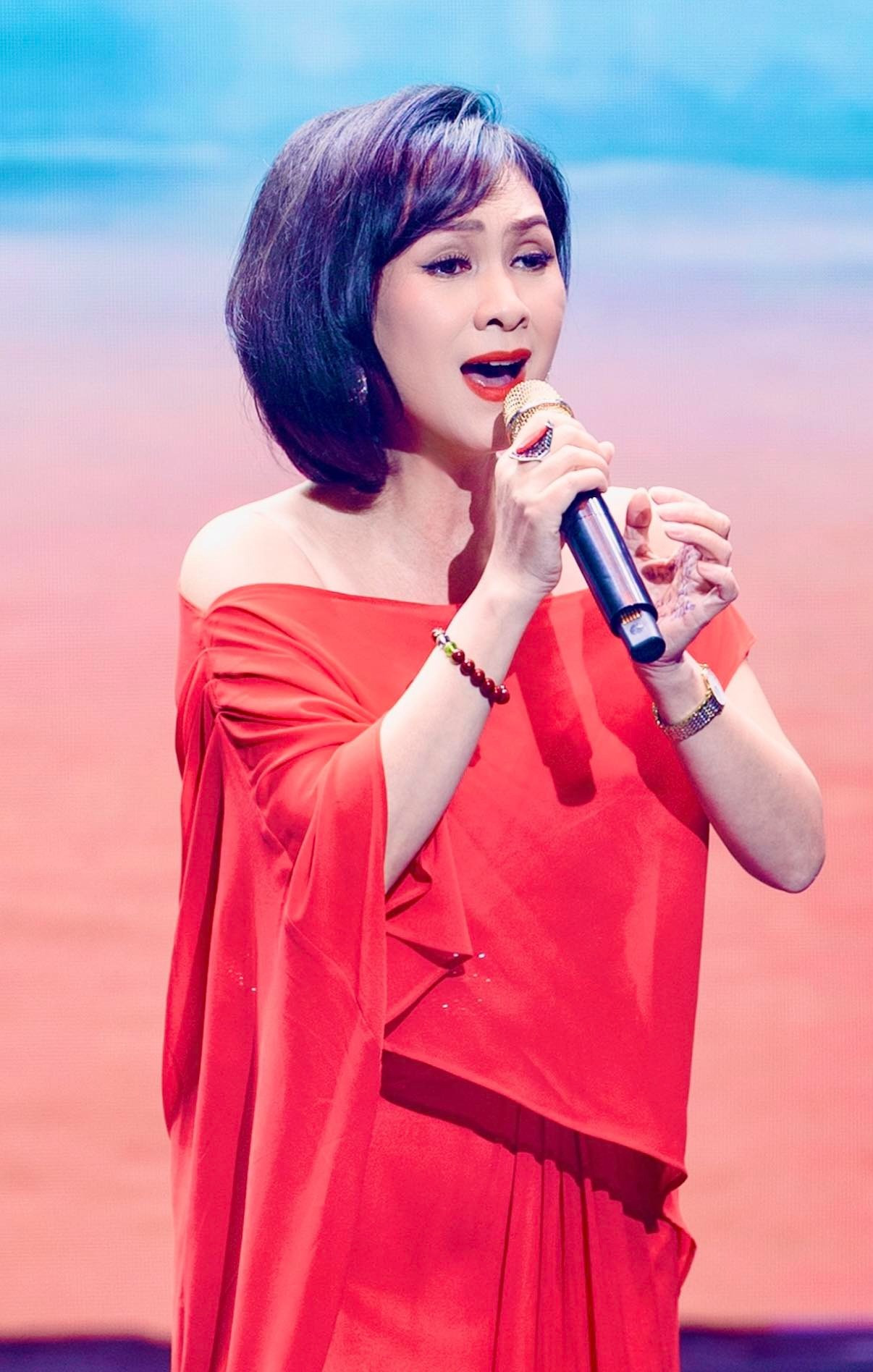 Thượng tá - NSƯT Thanh Tâm.