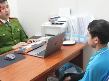 Thu giữ hơn 18kg pháo nổ tự chế từ một học sinh THCS