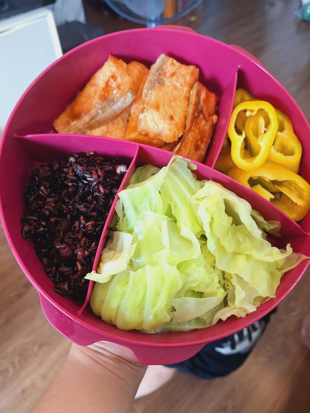 Tự nấu cơm mang đi làm, mẹ 8X giảm 15 kg sau 9 tháng - 10