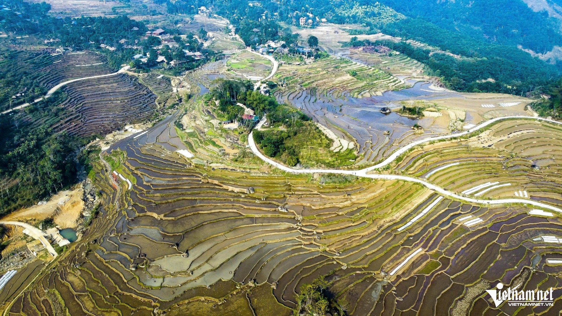 Ruộng Bậc Thang Ở Khu Du Lịch Pù Luông Mùa Nước Đổ. Ảnh: Lê Dương