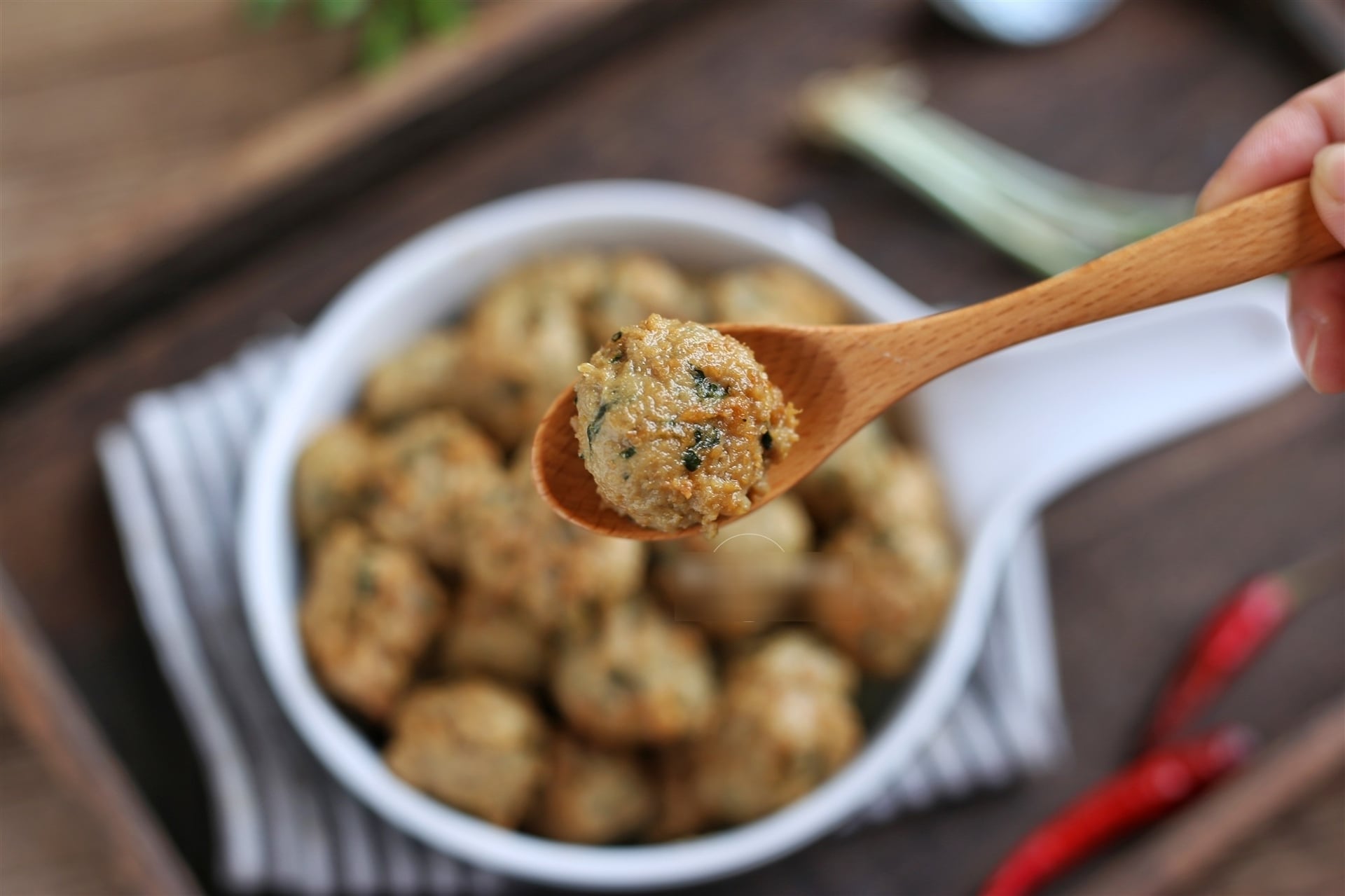 Loại rau dại có hương thơm độc nhất vô nhị, có thể ngăn ngừa cảm lạnh, kết hợp với thịt heo thành món ngon tuyệt - 3