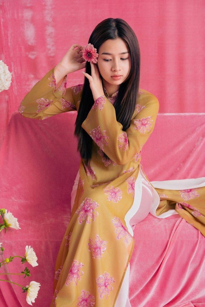 Sắc vóc tuổi 14 của con gái Lưu Hương Giang - Hồ Hoài Anh - 8