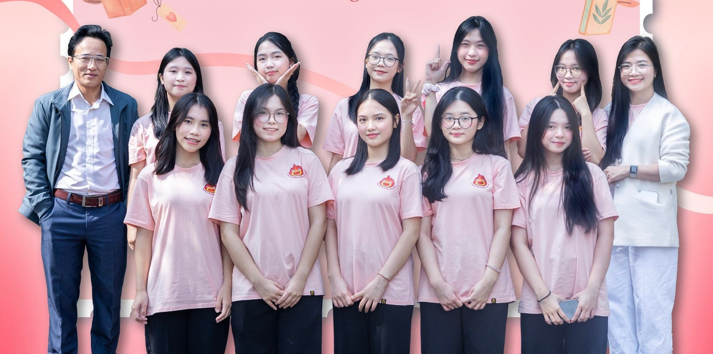 Đội tuyển học sinh giỏi Ngữ văn của trường.