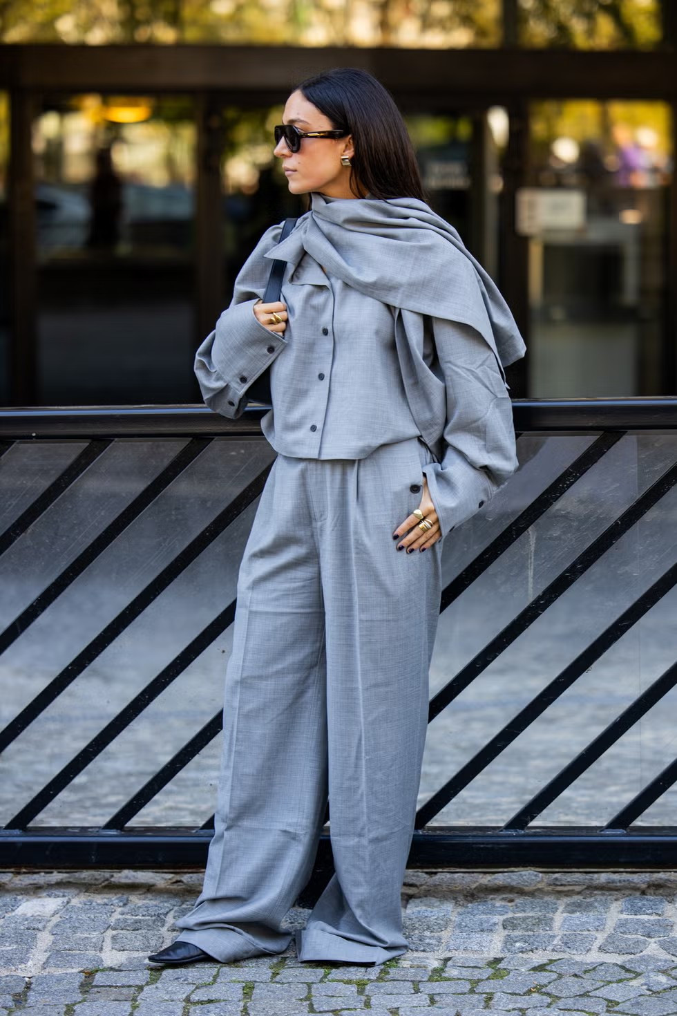 Những kiểu phối đồ nổi bật trên đường phố New York, gợi ý hoàn hảo cho trời lạnh - 1