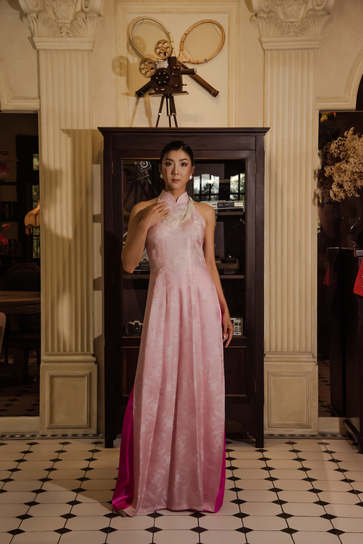 Ngọc Quyên sắm hàng chục bộ áo dài diện Tết - 6