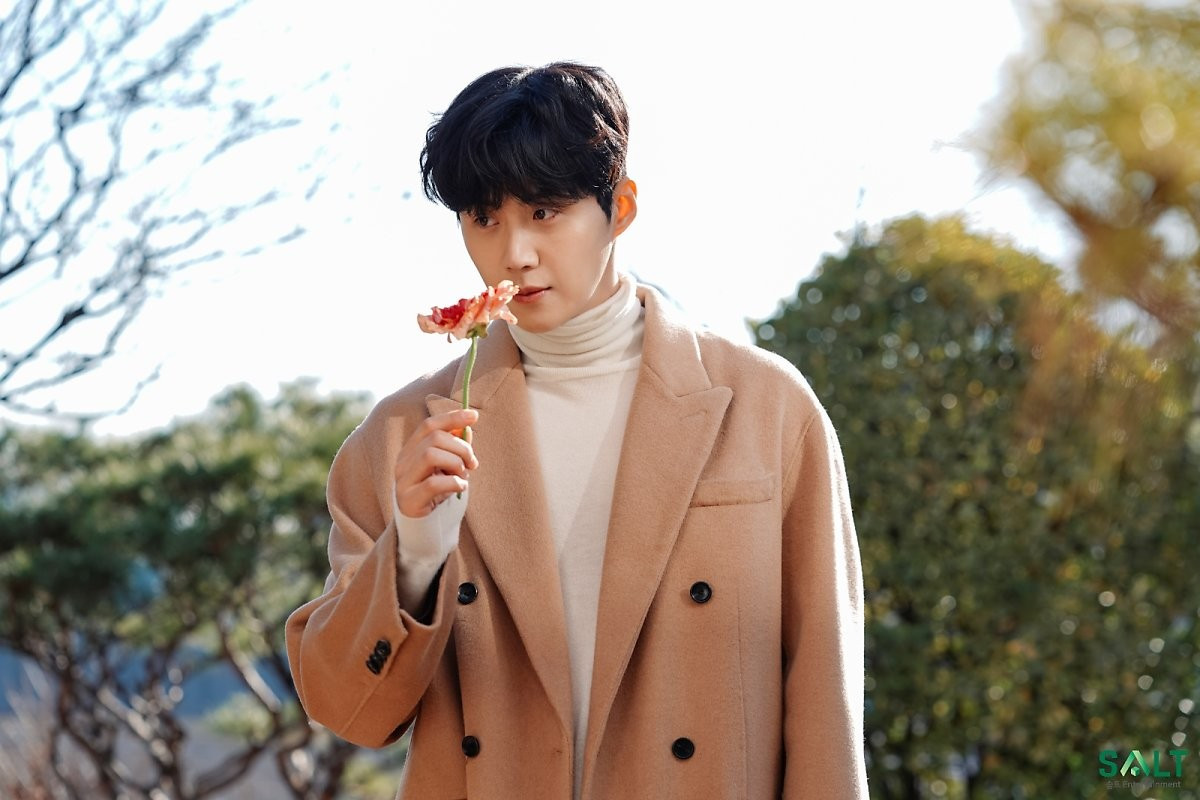 Dispatch, chuyên trang chuyên bóc phốt nghệ sĩ Hàn Quốc, lại lên tiếng bảo vệ Kim Seon Ho.