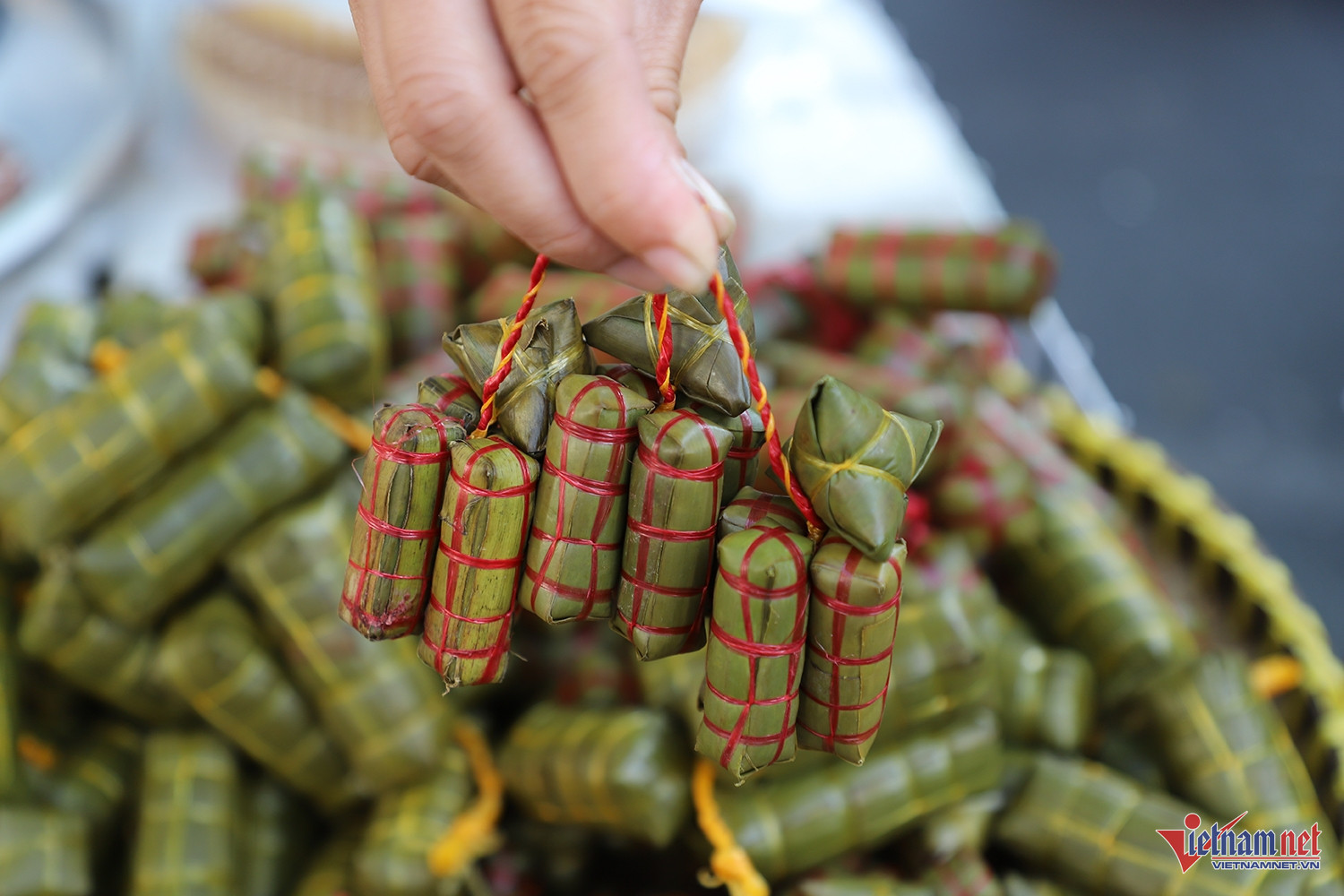 Khu chợ nổi tiếng bậc nhất miền Tây có loạt món amp;#34;tí honamp;#34; khiến du khách mê mẩn - 2