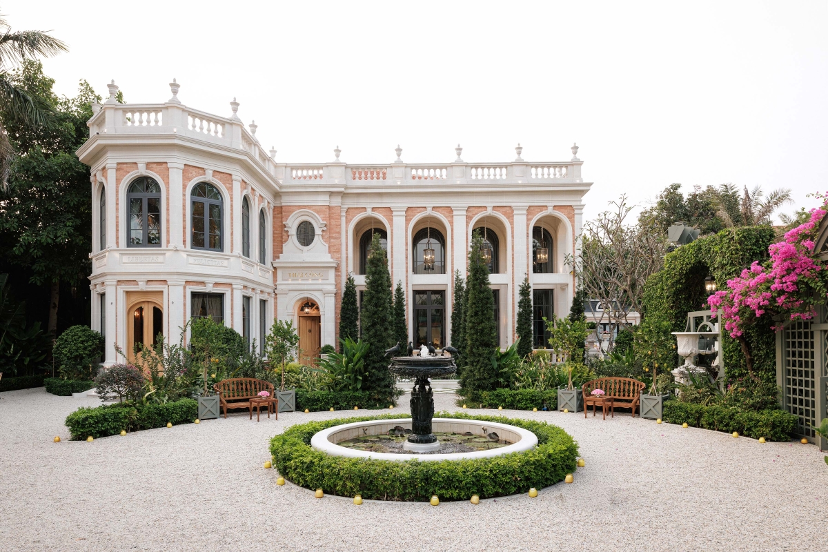 Dinh thự 2.000 m2 của NTK Thái Công ở amp;#34;khu nhà giàuamp;#34; - 2