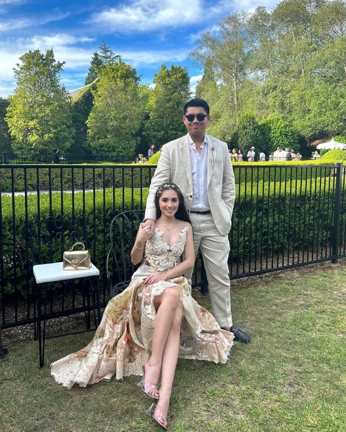 Trâm Anh và Hiếu Nguyễn dự đám cưới của rich kid Ashleigh Huỳnh - cháu gái ông Johnathan Hạnh Nguyễn.