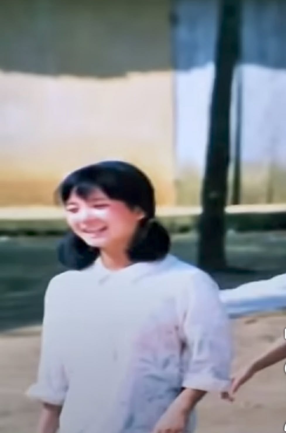 Lệ Hằng thời trẻ trong một bộ phim. Ảnh: Chụp màn hình