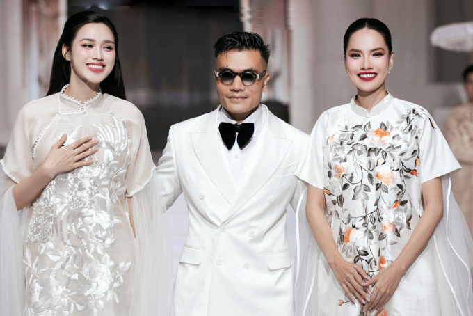 NTK áo dài Vũ Việt Hà.