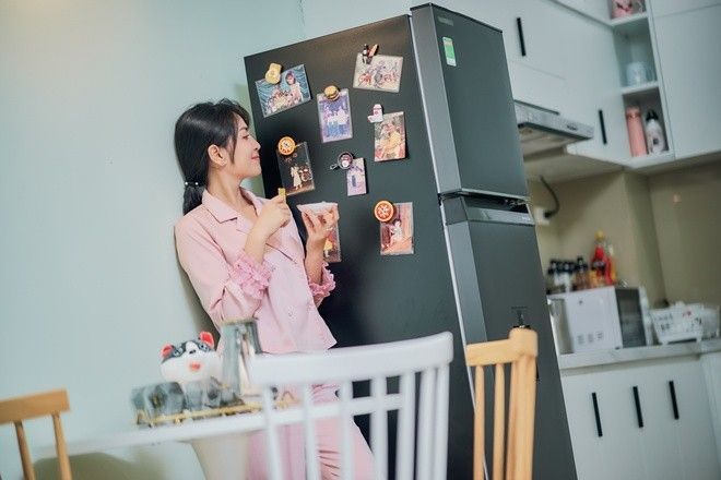 Ở nơi nào cũng có những bức ảnh gợi nhớ những kỷ niệm của cô cùng người mẹ quá cố.