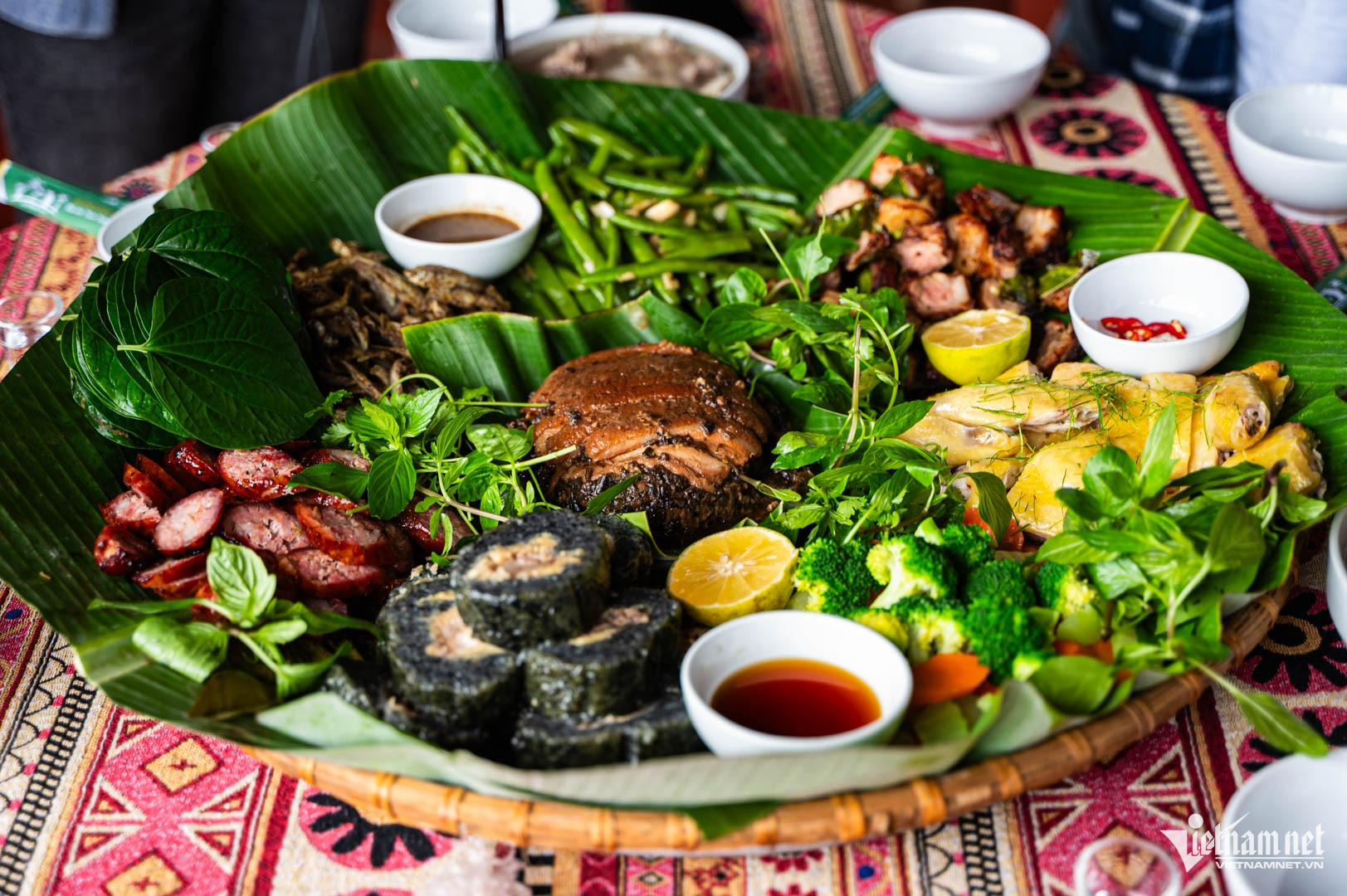 Ẩm thực của bà con người Tày ở Quỳnh Sơn hấp dẫn du khách