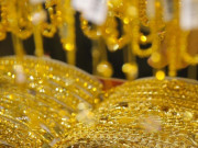 Tin tức - Giá vàng hôm nay 8-2: Đồng loạt dự báo tăng