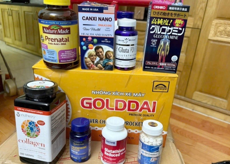 Nhiều sản phẩm thuốc, thực phẩm chức năng giả bị thu giữ trong đường dây.