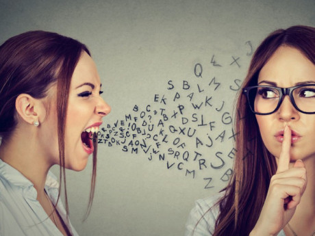 Người thông minh gặp 3 tình huống này thường chọn im lặng: Đỉnh cao của trí tuệ thâm sâu